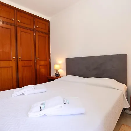 B36 - Dona Ana Secluded Spot Apartment Lagos